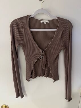 Ribbed Tie-Front Long Sleeve Top in Taupe